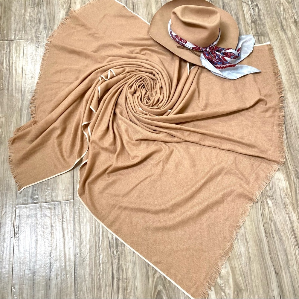 ZARA large blanket scarf/body wrap w cottage cabin vibe - Picture 12 of 13